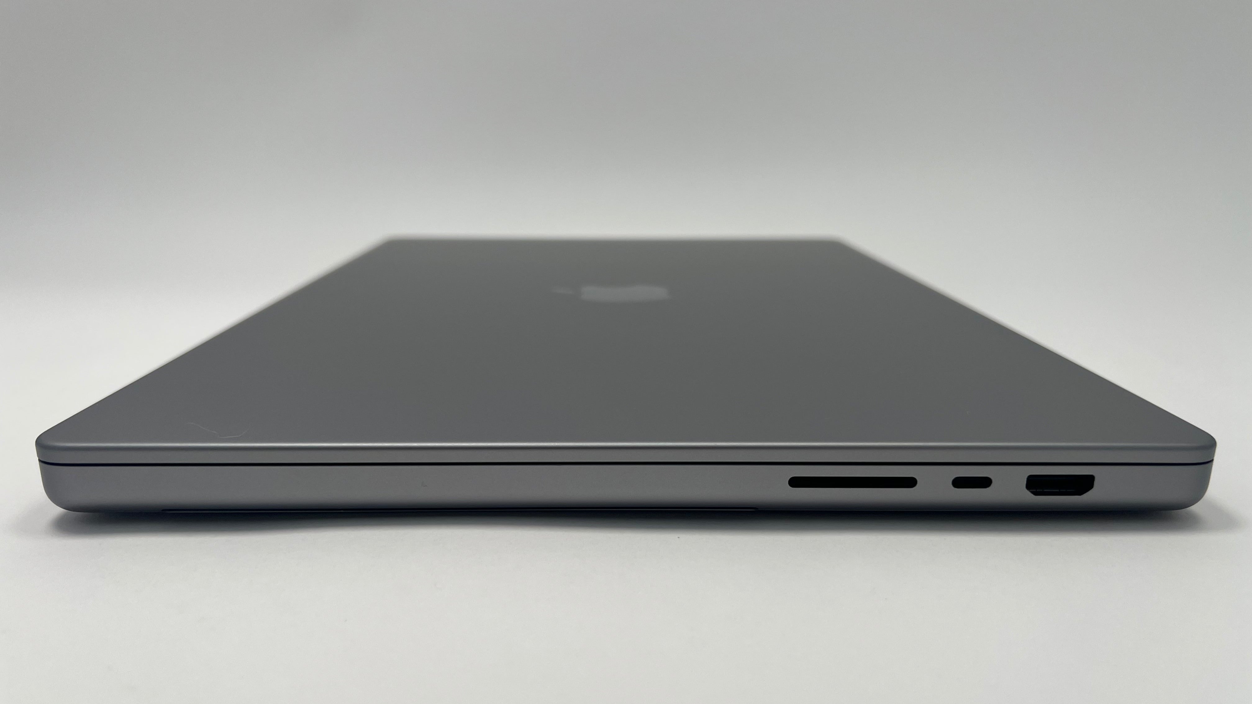 2021 MacBook Pro 16-inch M1 Max 32C 64GB RAM 2TB SSD Japanese Keyboard