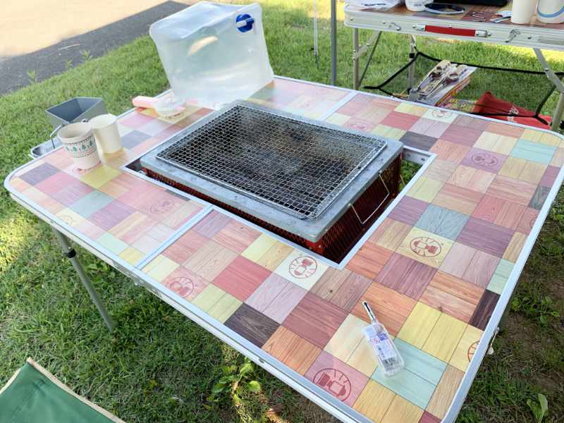 購入レポート】コールマンBBQテーブル！炭火焼肉用のテーブル決定版