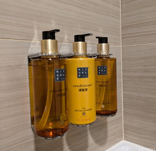 香港ディズニーランドホテル】アメニティ ボディーローション、その他