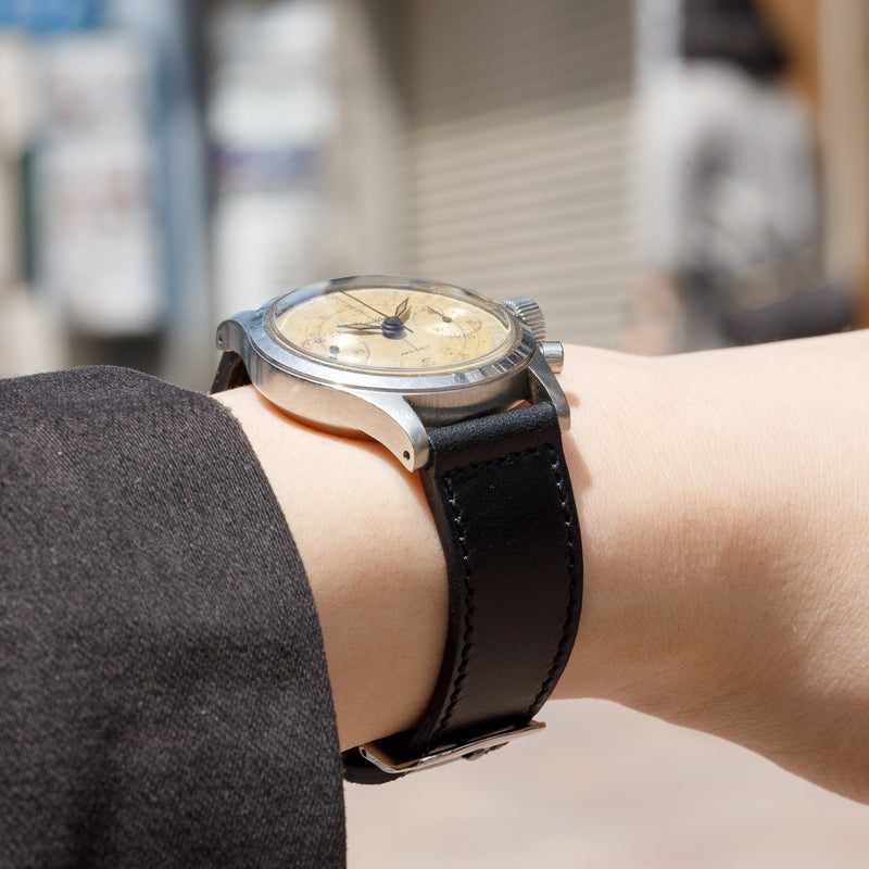 BREITLING ClamShell Case – TIMEANAGRAM