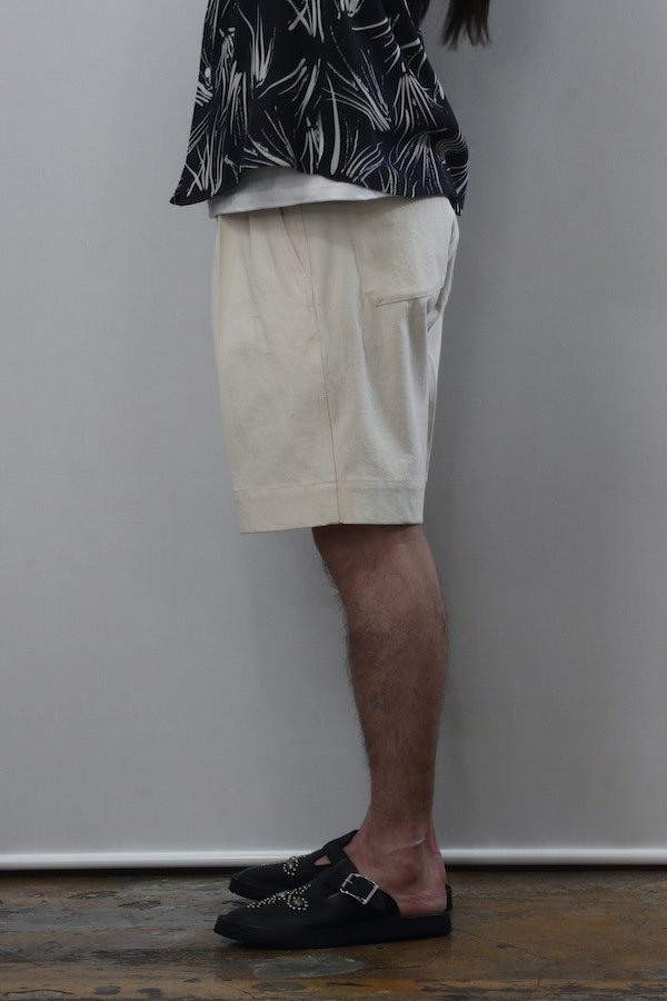 TIGHT / GATHERING-WAIST SPORTING TROUSER (BONE)