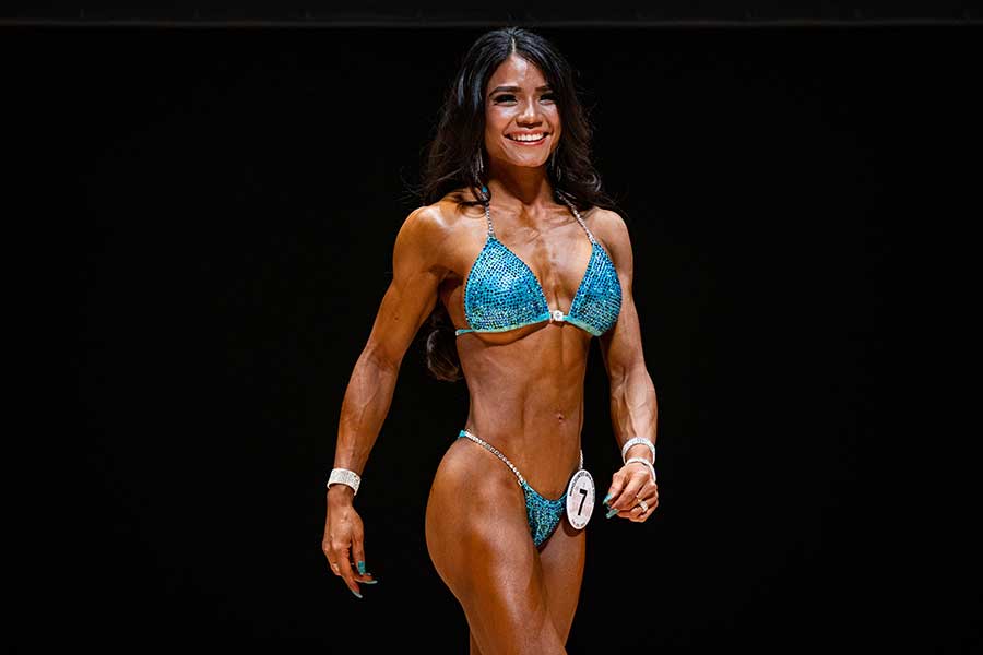 タイから来た「ビキニの女王」の世界級ボディ 日本でも人気の理由は