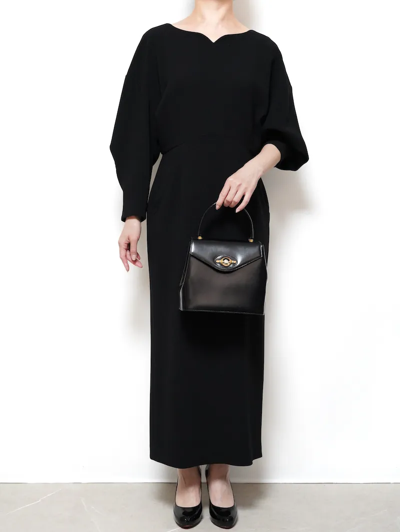 Mame Kurogouchi（マメ クロゴウチ） ボートネックドレス（ブラック