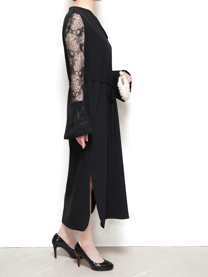 Mame Kurogouchi（マメ クロゴウチ） エンブロイダリーカフスレース