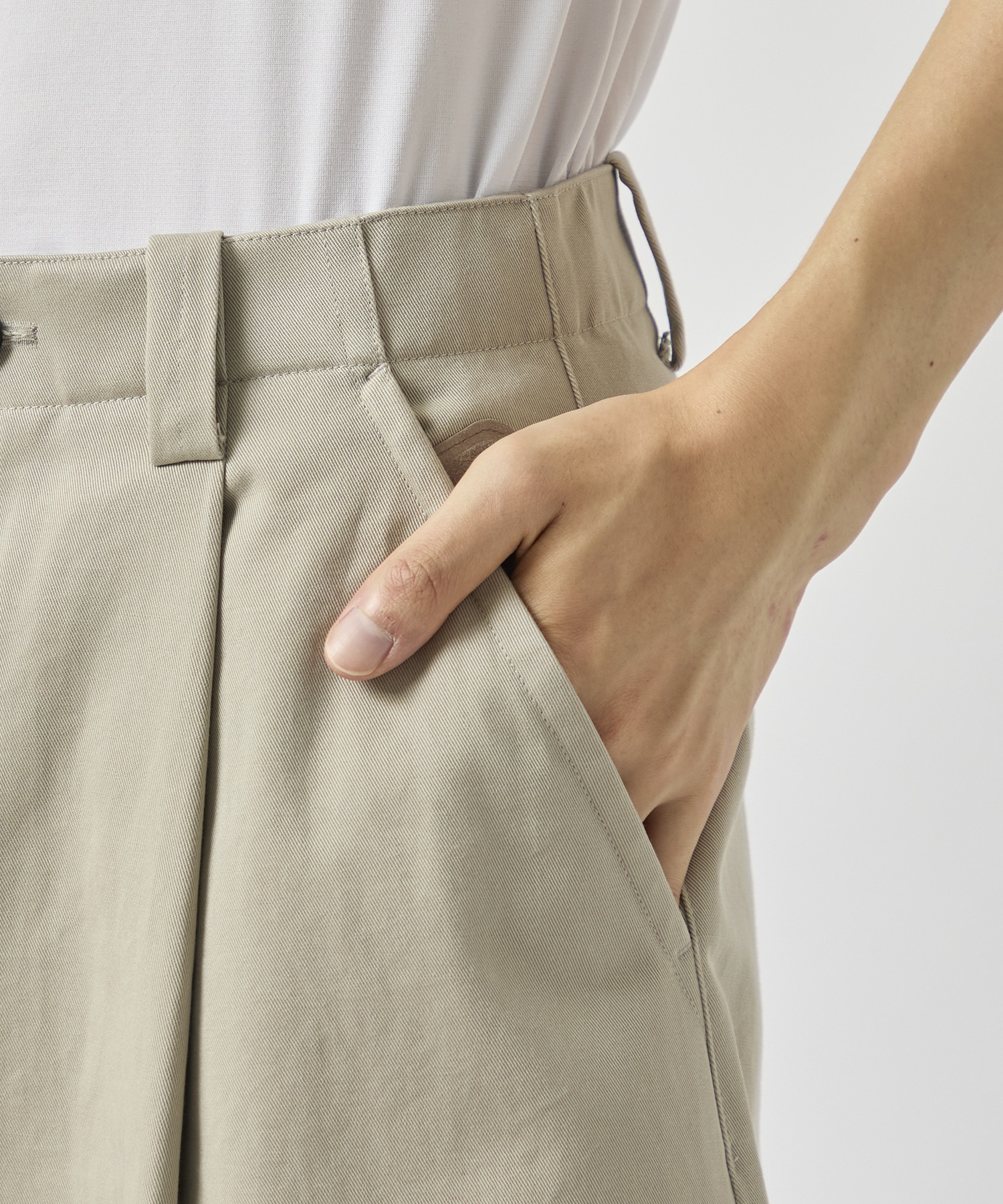 paratrait | パラトレイト | チノワイド | チノパン