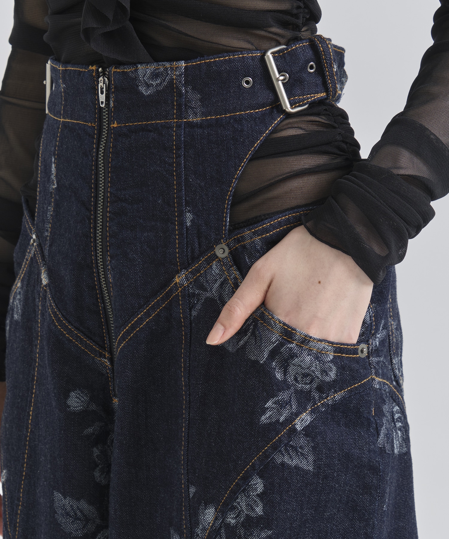 ROSE DENIM HIGH-WAIST JEANS(1 BLUE): FETICO: WOMENS｜THE TOKYO