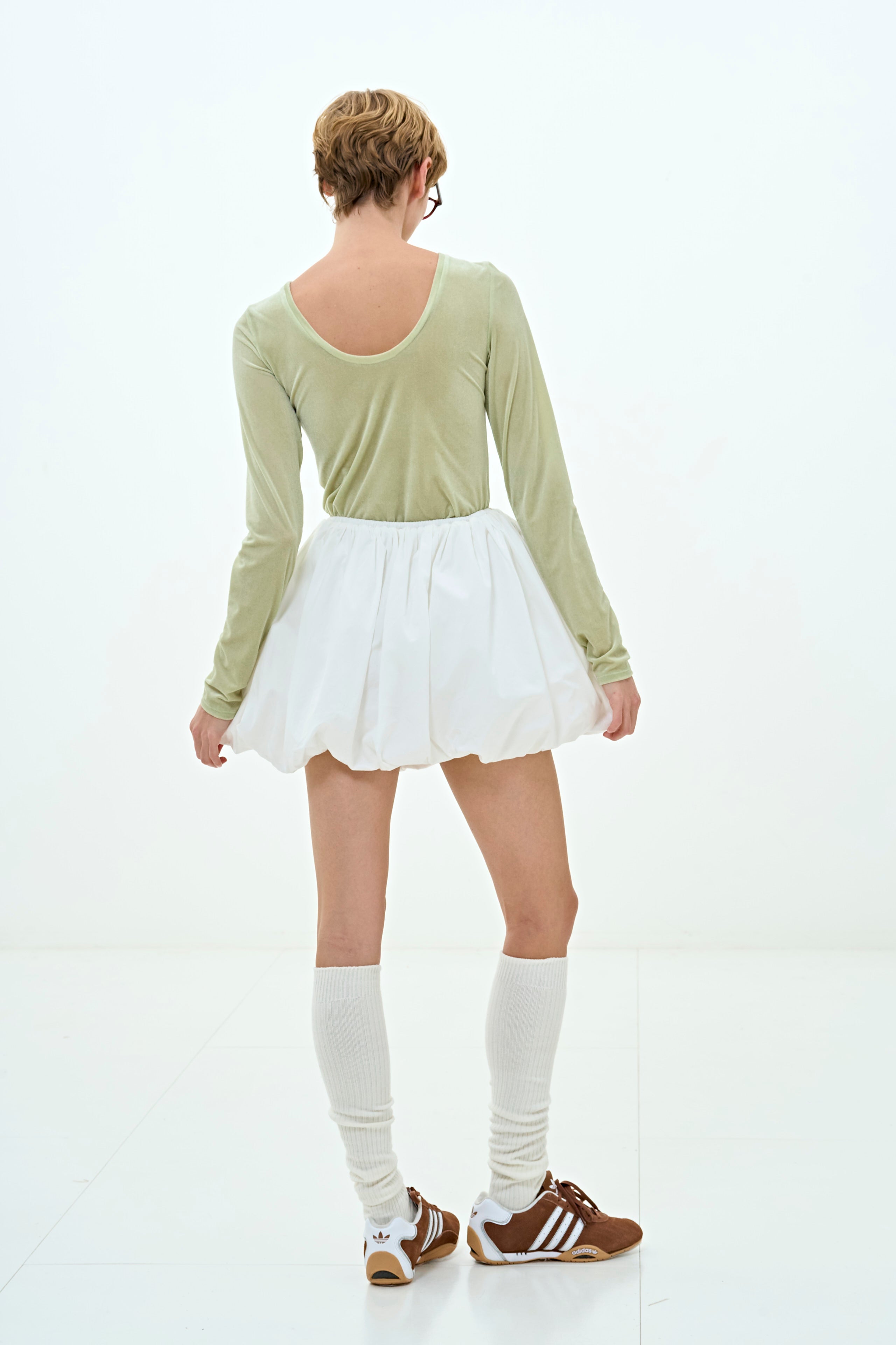 Aphrodite Velour Tops – THE TOÉ