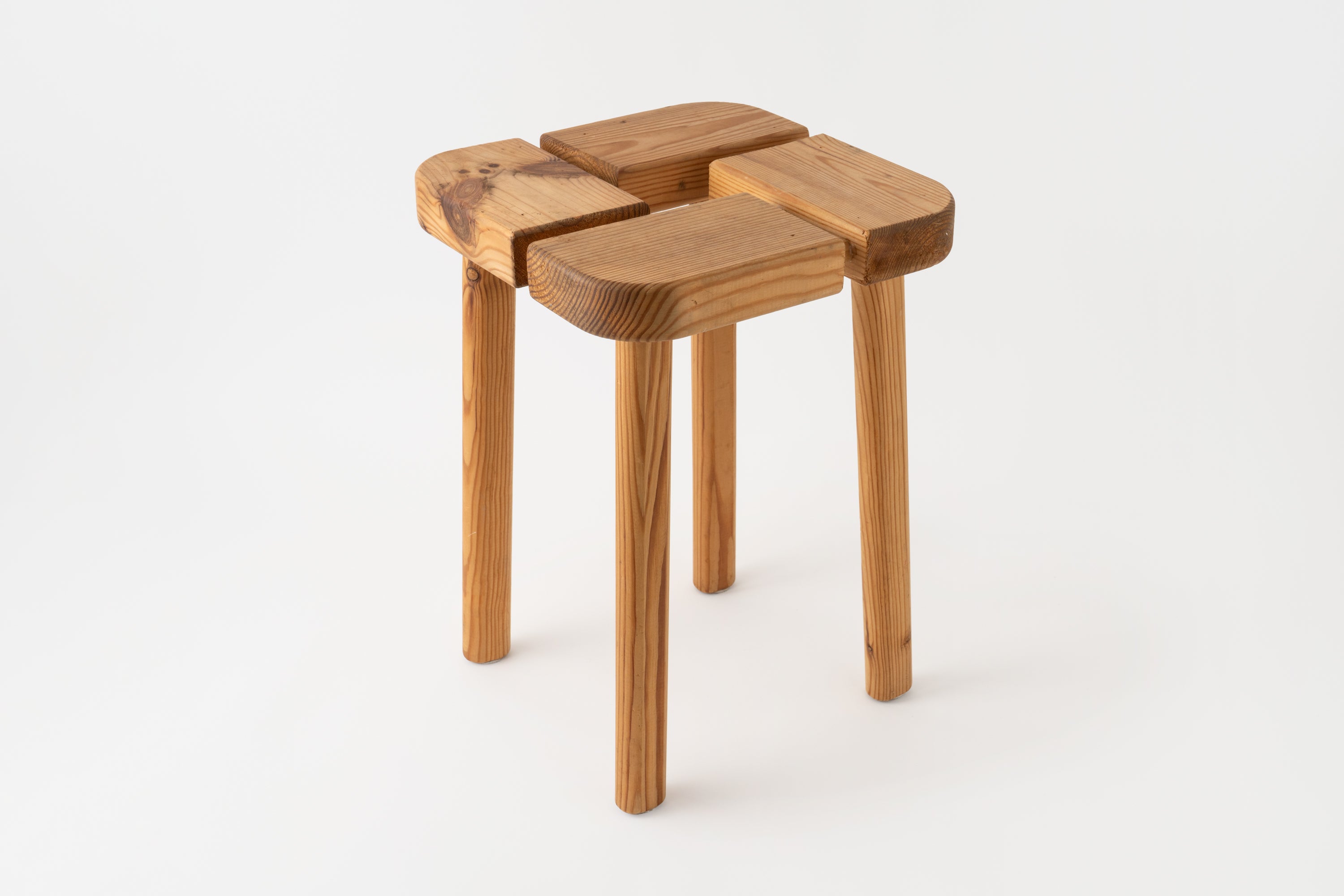 Olof Ottelin Finnish Pine Stool – The Primary Essentials