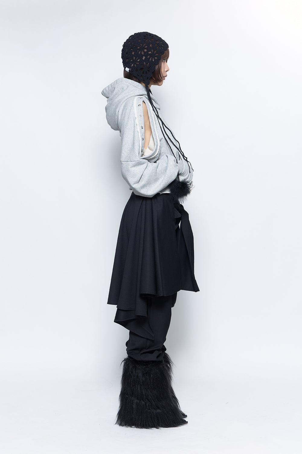 SCARLET / PANTS – THEREDTHREAD