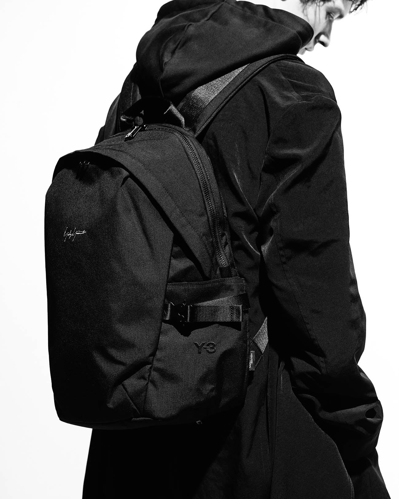 Y-3 KURO BACKPACK – THE SHOP YOHJI YAMAMOTO