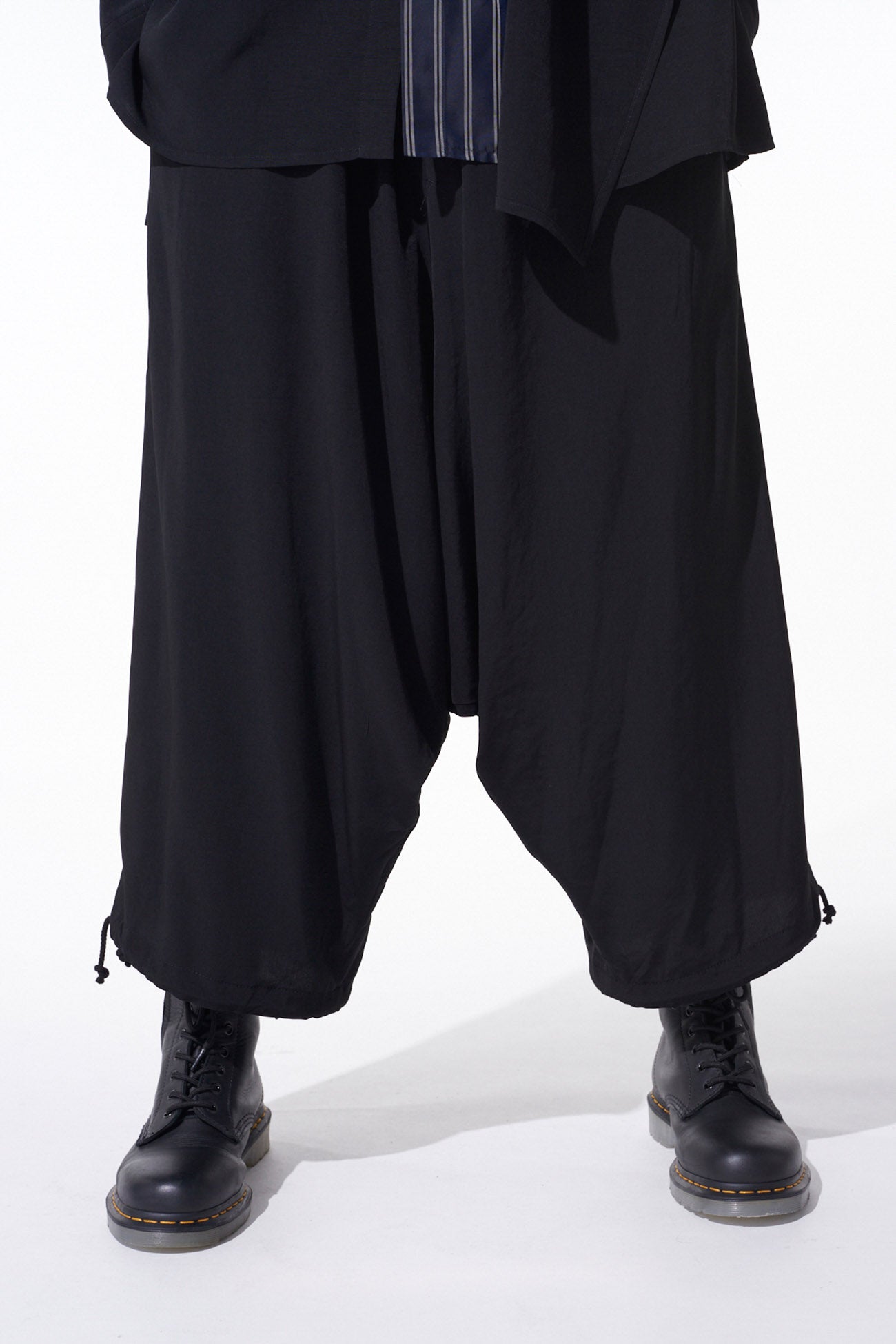 CREPE de CHINE BALLOON SAROUEL PANTS – THE SHOP YOHJI YAMAMOTO