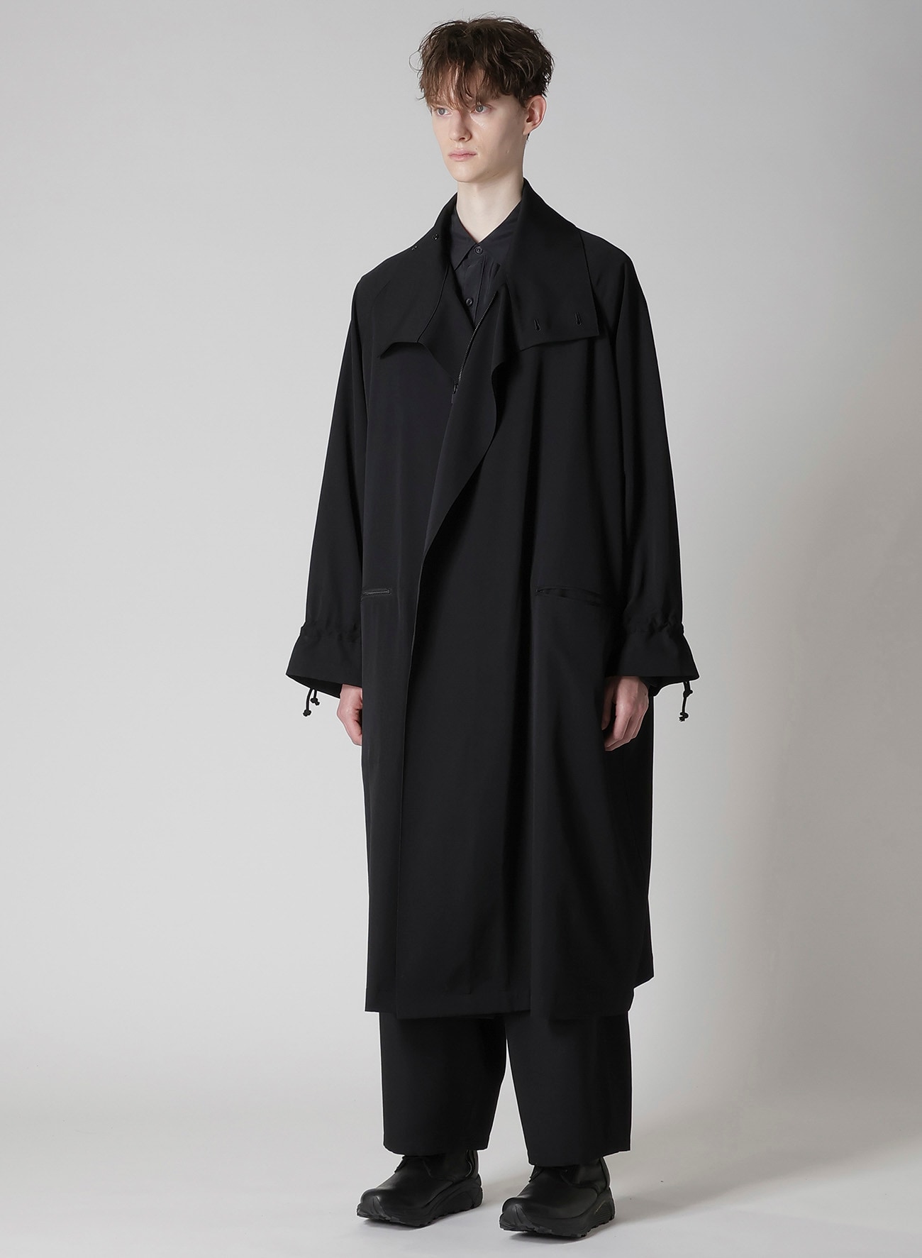 WOOL GABARDINE CROSS SHAPED ZIPPER COAT(XS Black): Yohji Yamamoto