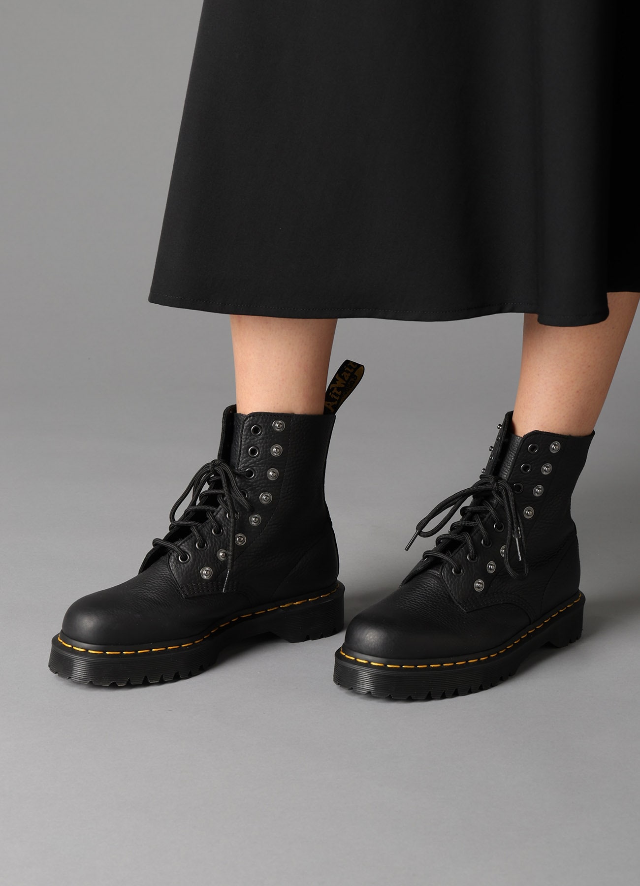 LIMI feu × Dr. Martens DOT BUTTON BOOTS(23 Black): LIMI feu｜THE