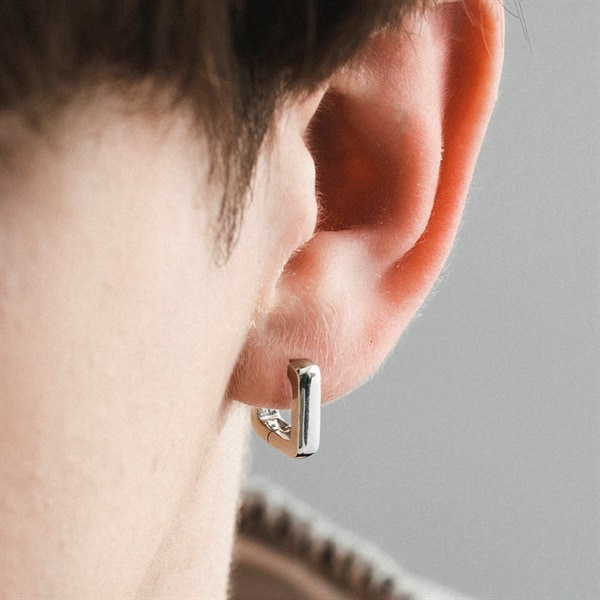 シルバーピアス/片耳用 | 112224350911 | 【公式】4℃ HOMME+