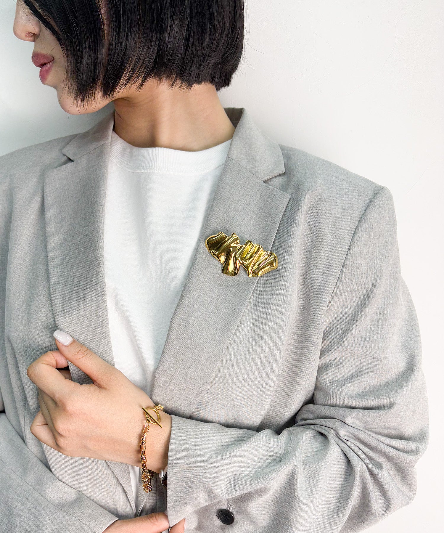 ウェービングブローチ【Gold】 | tok