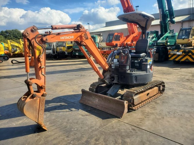 日立建機 ZX20U ミニユンボ（ミニショベル）2t~3t 愛知県中古重機・建