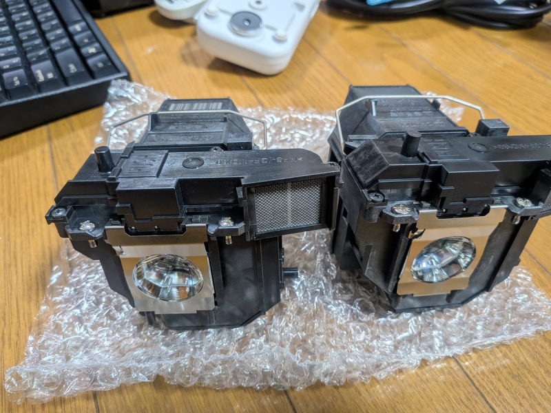 エプソン 超短焦点プロジェクター EB-696UTを買いました | tokui55.com