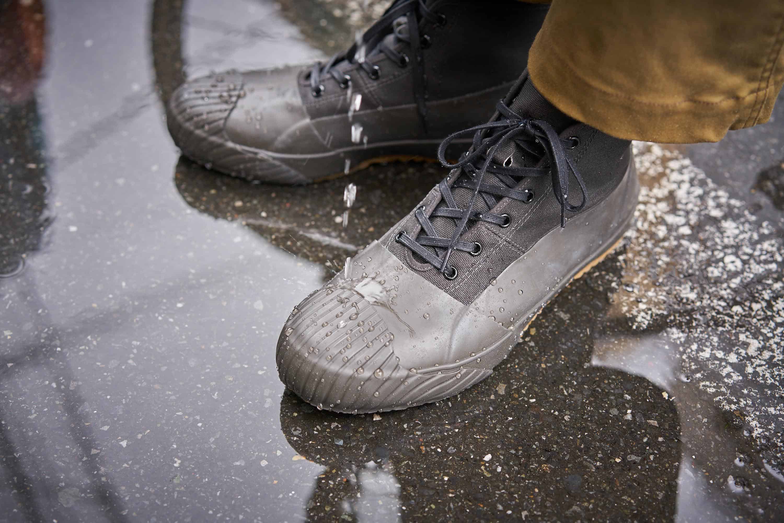 雨の日の自転車に】vol.3 ムーンスターのシューズ - トーキョーバイク