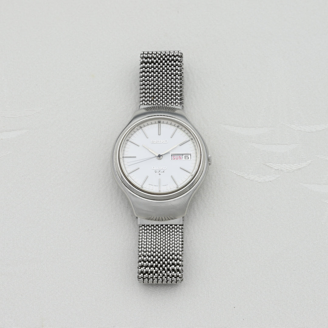 セイコー 38クォーツ V.F.A ホワイトダイヤル Seiko 38 Quartz V.F.A