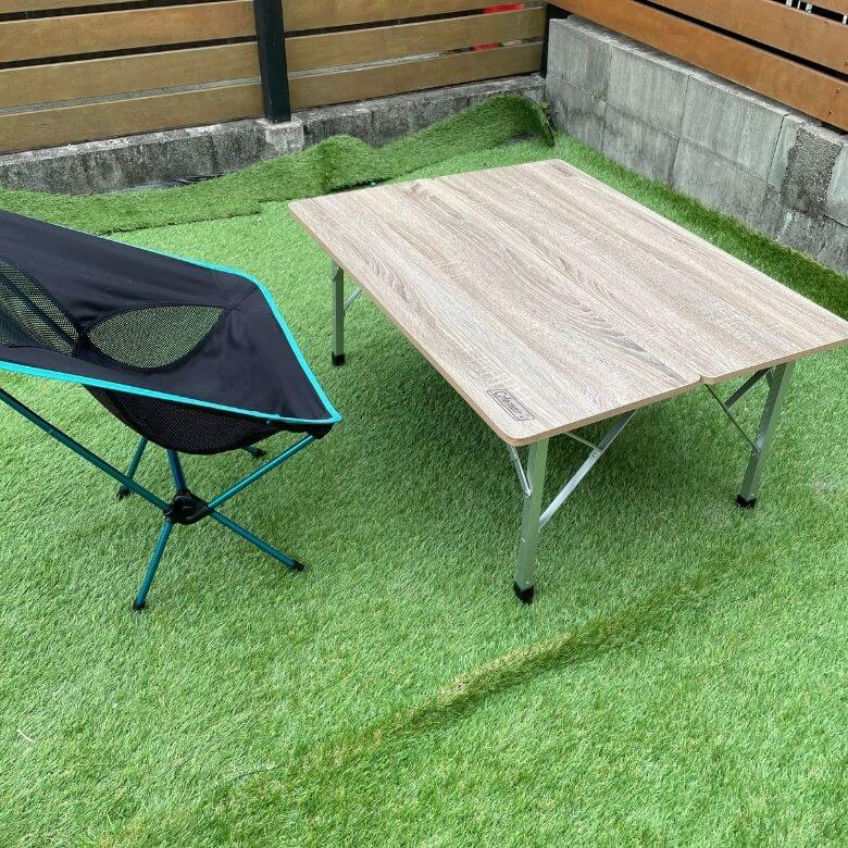 レビュー】コールマンフォールディングリビングテーブル90 は木の質感