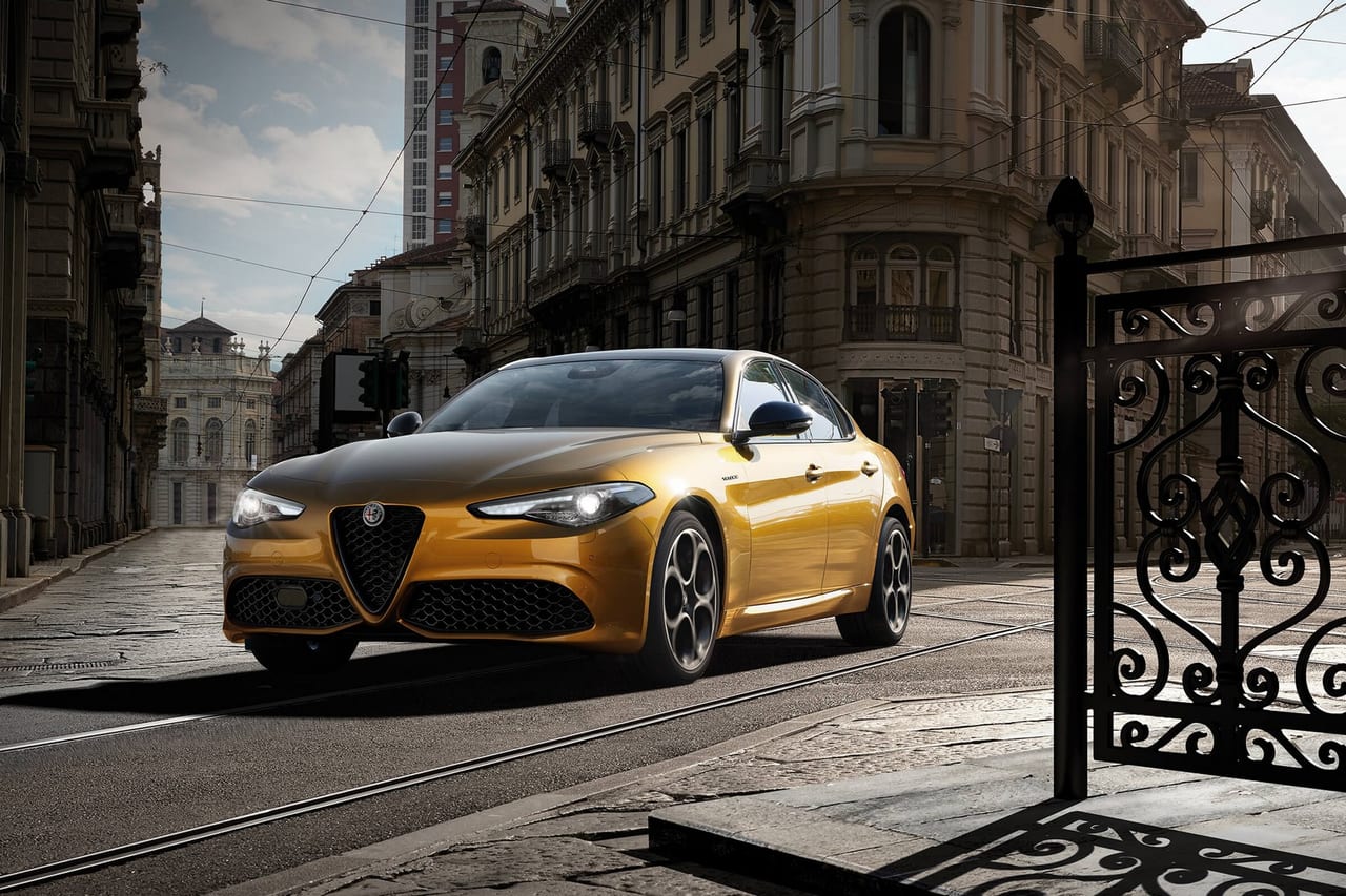 1960-70年代の「GT1300 Junior」が蘇ったアルファ ロメオ ジュリア