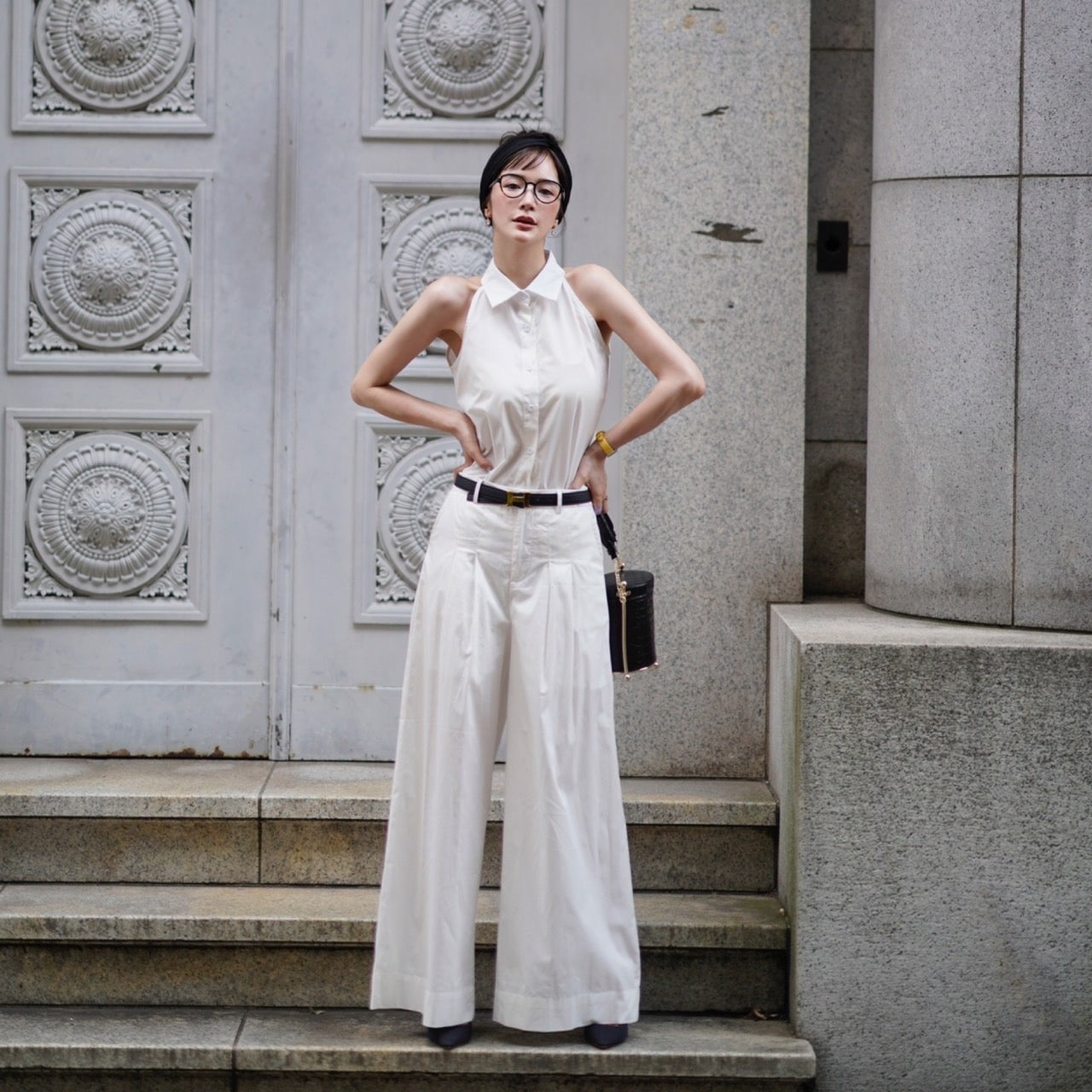 ホルターネック襟付きジャンプスーツ – TORUGATO