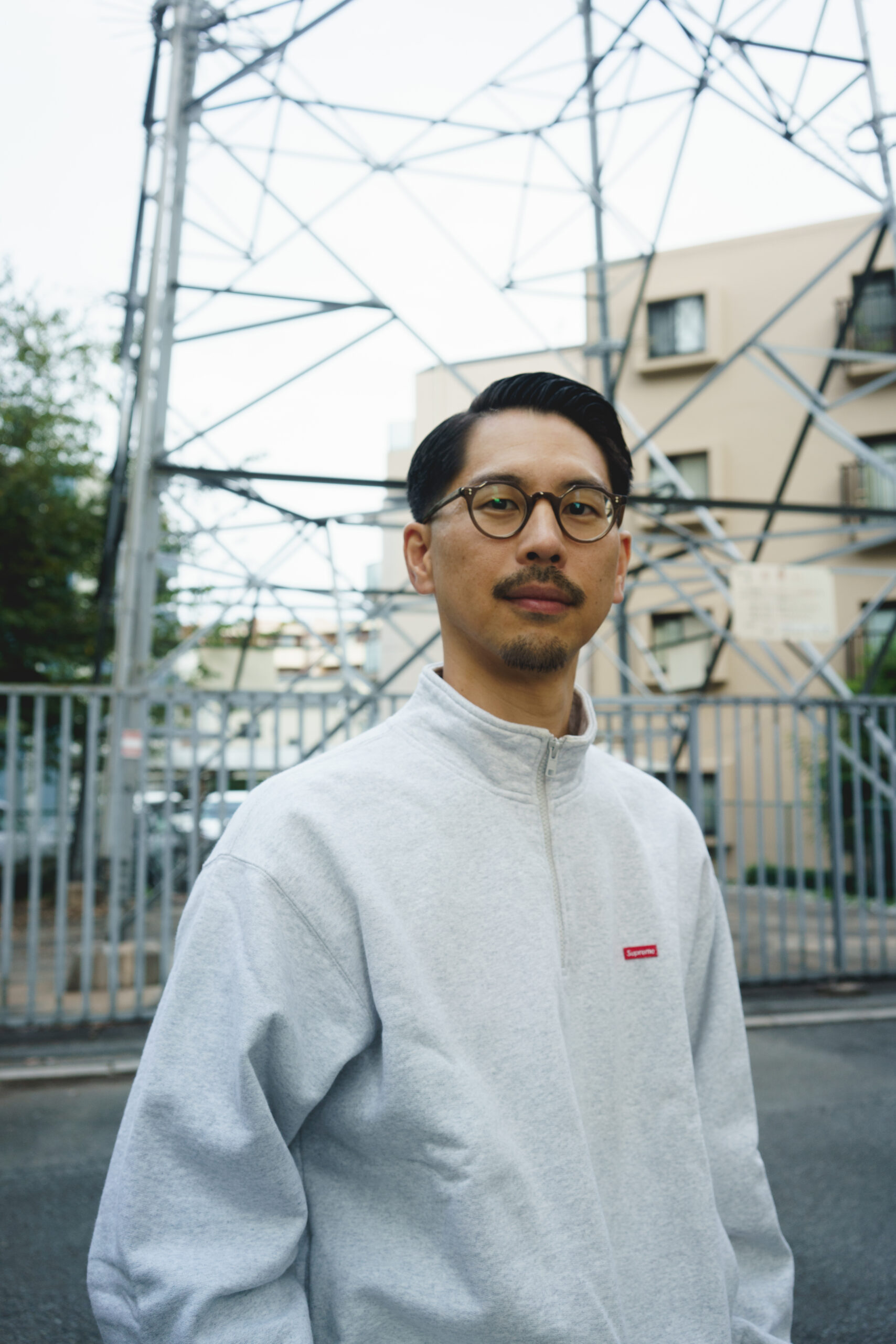 biography / TOSHIKI HAYASHI (%C)