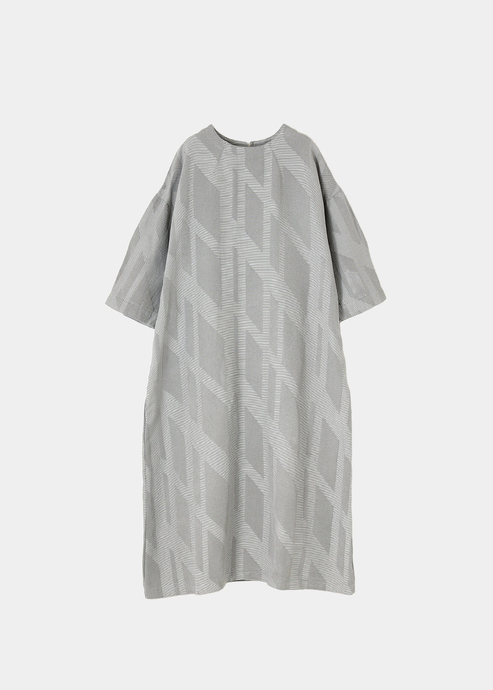 シャドージャガードワンピース│to touch