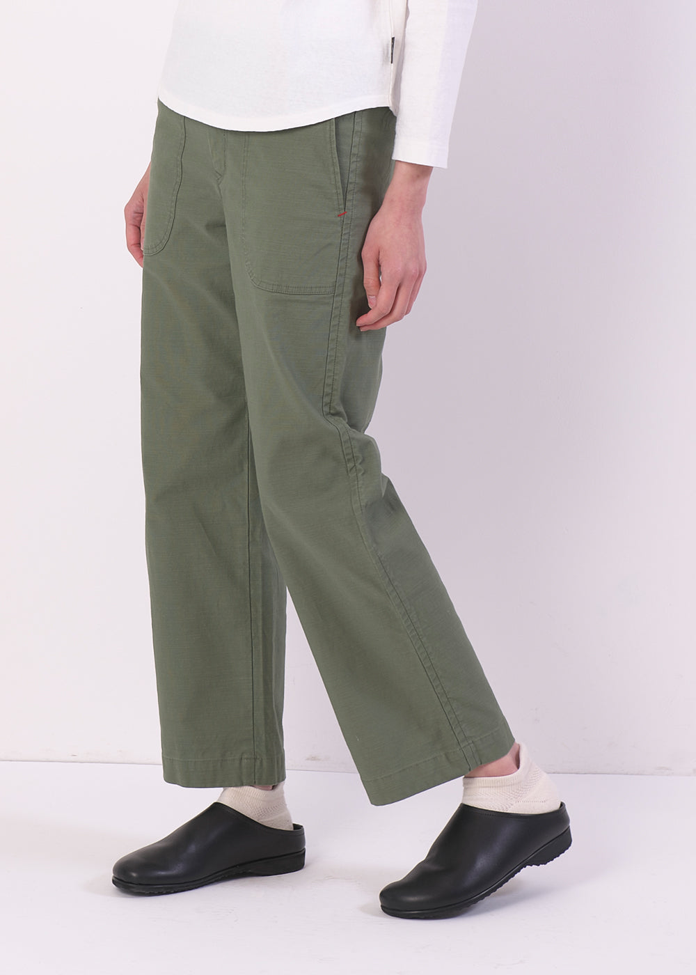 ムラサテン 10分丈パンツ│to touch