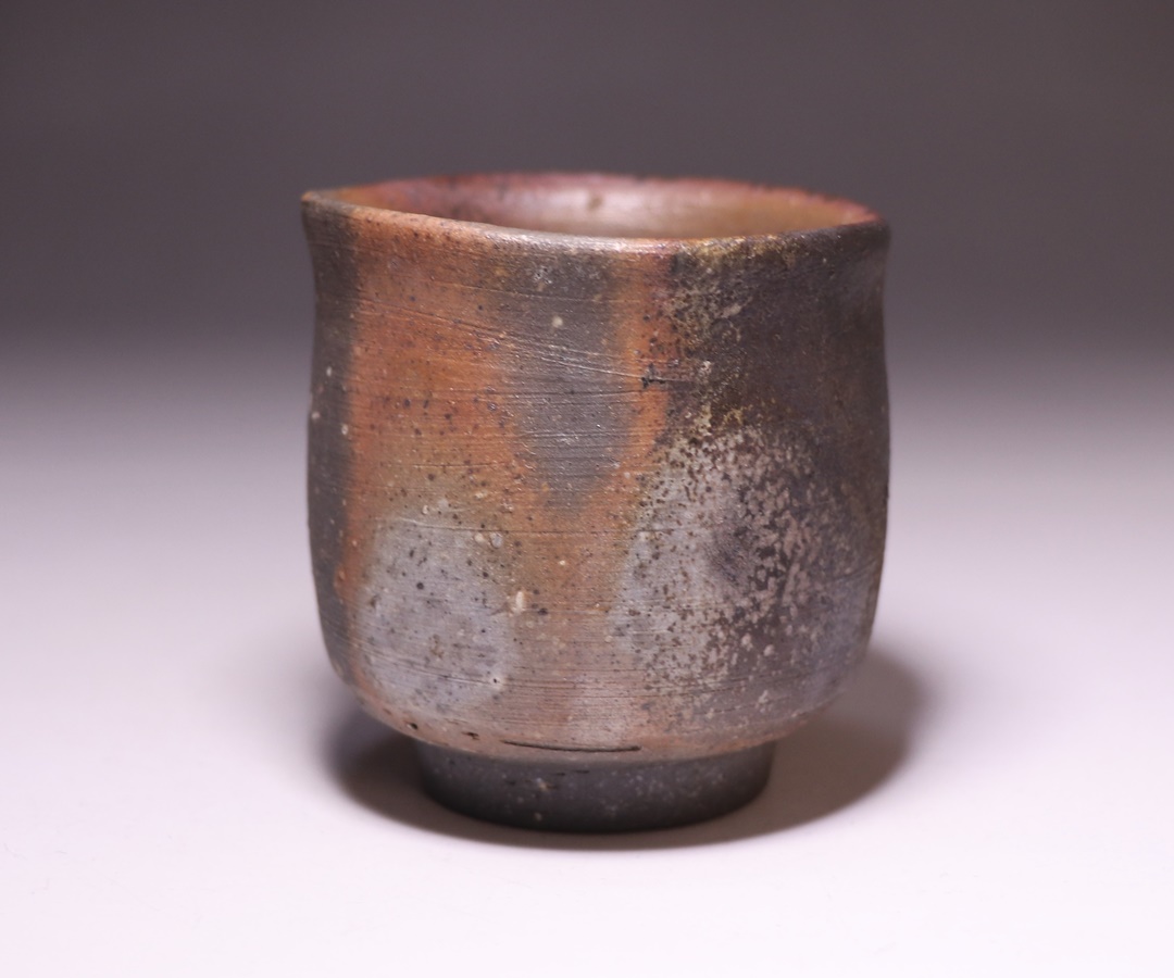 伊勢崎 満 作 「備前徳利」 ～備前焼専門卸小売店 川口陶楽苑～