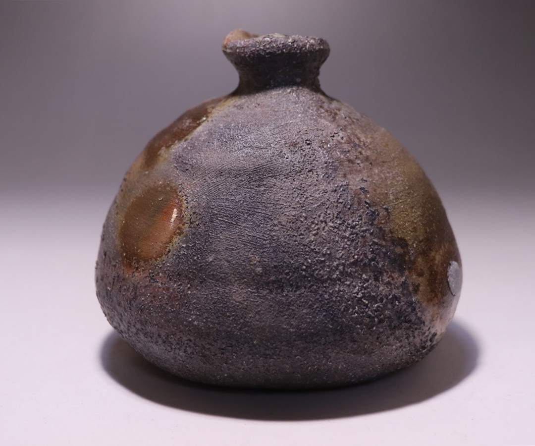 中村和樹 作 「備前徳利」 ～備前焼専門卸小売店 川口陶楽苑～