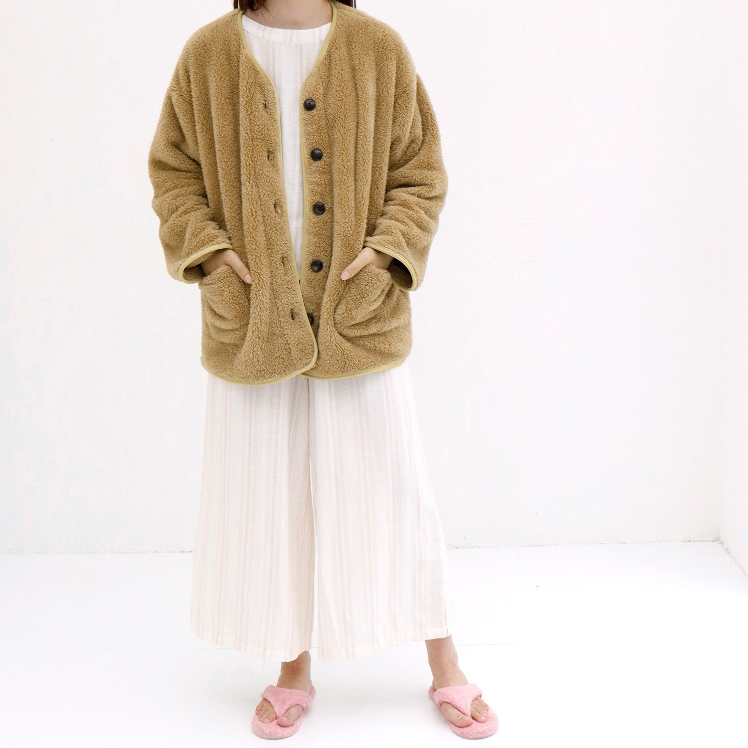 cococi beauty』 アンナ ボアカーディガン – タオル美術館公式