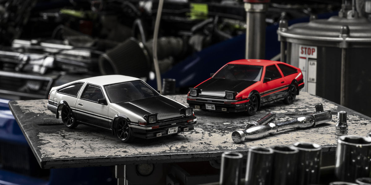 初めてのRCカーに 京商EGG スプリンタートレノ AE86(赤黒ツートン