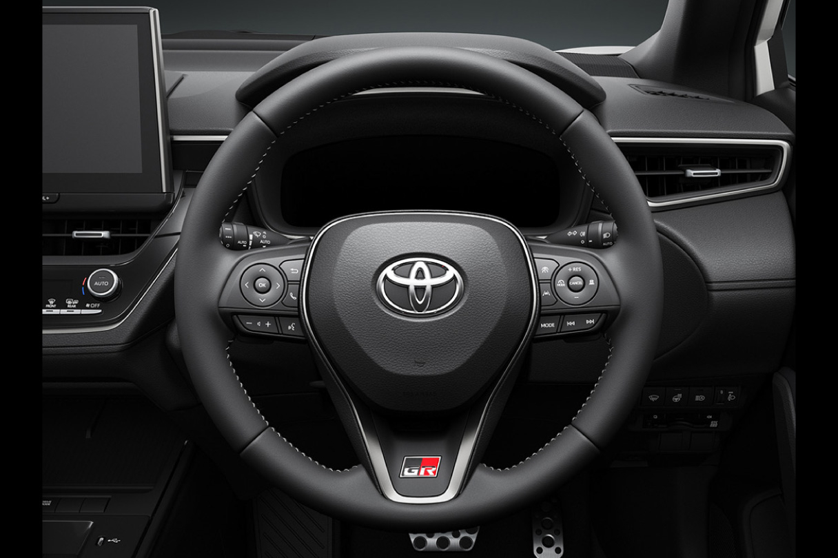 カローラ クロス | GR SPORT | トヨタカローラ新潟株式会社