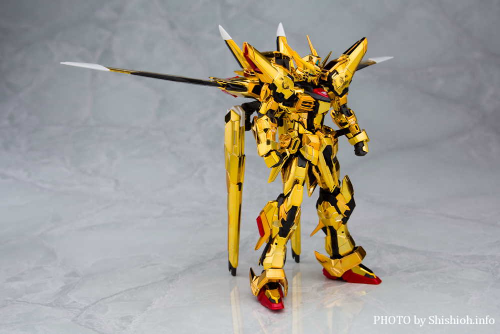 徹底レビュー】RG 1/144 アカツキガンダム(オオワシ装備)