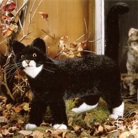 ケーセン Koesen ぬいぐるみ ねそべり猫(大)メインクーン 黒 |木の