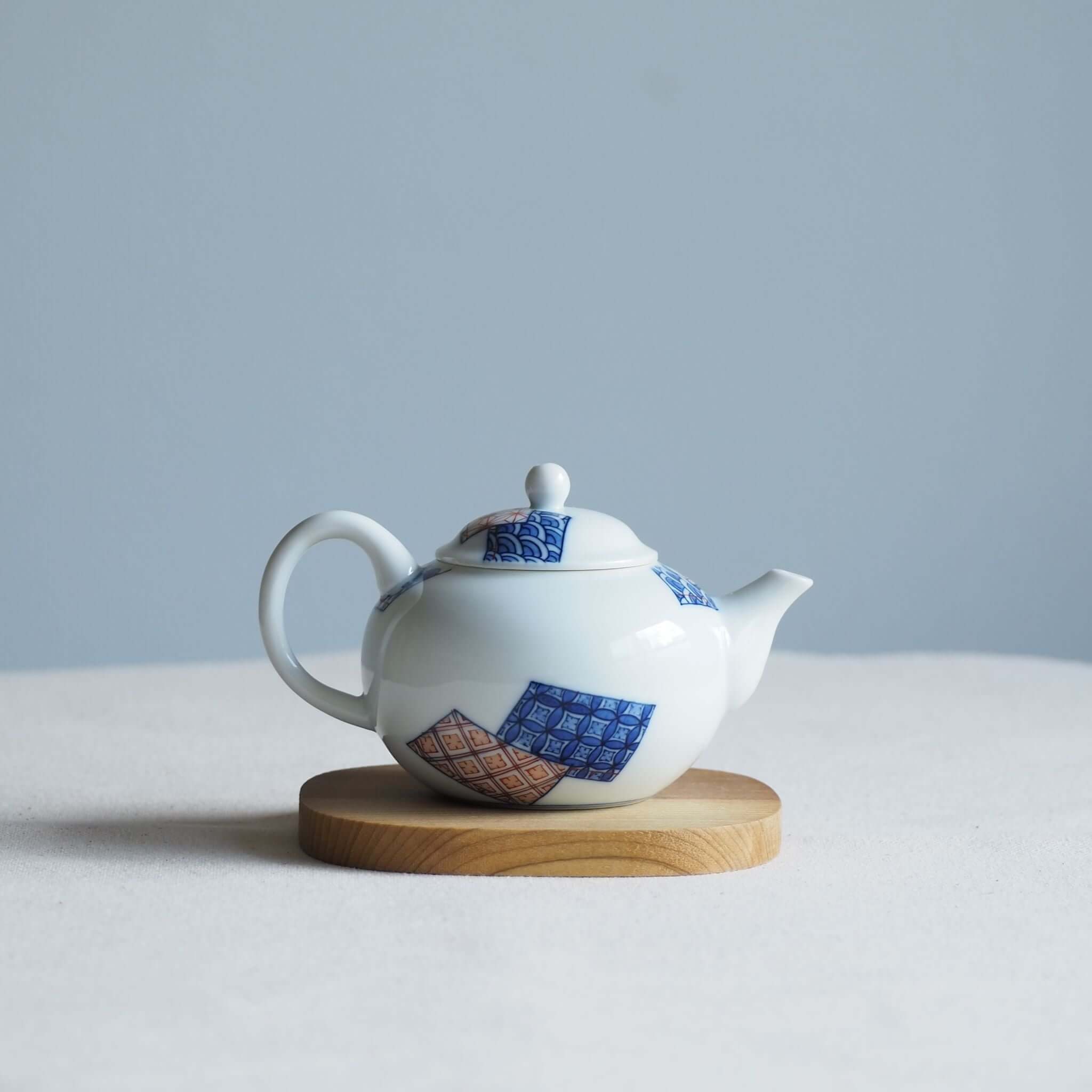 11月27日迄の掲載： ☆ 鍋島大吾作 白磁 駿馬 陶器彫刻 11月27日迄の