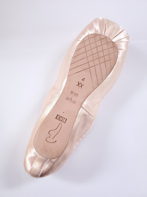 楽天市場】トウシューズ ハンナ 【 BLOCH 】ブロック Hannah (幅広さん