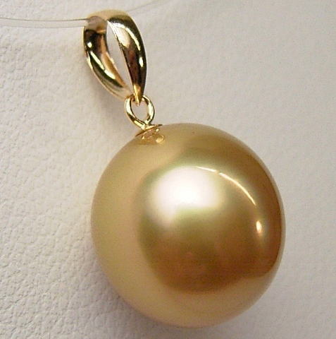 楽天市場】K18南洋白蝶真珠ペンダントトップ(ナチュラルゴールド