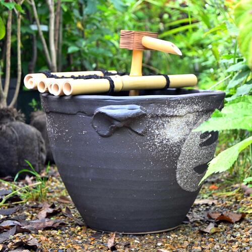 楽天市場】日本の文化の詫び錆び窯肌耳付水流つくばい 信楽焼き庭園灯