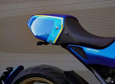 楽天市場】ヤマハ XSR900 2022- シートカウル ブラック S2コンセプト