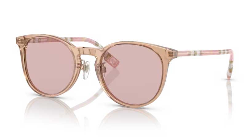 Burberry サングラス ピンク 佐藤ノア Burberry サングラス ピンク