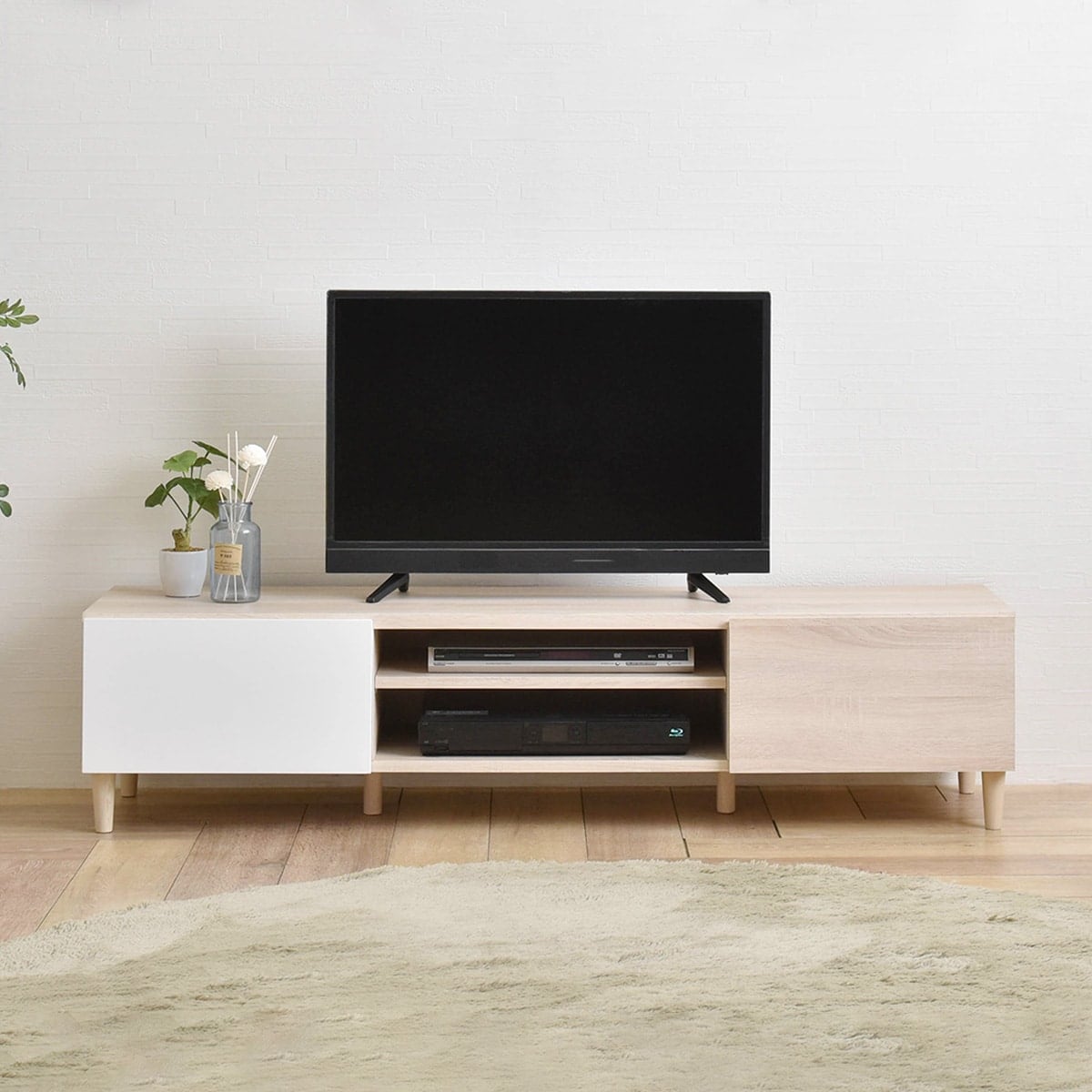楽天市場】フラットなフォルムのテレビ台 （ローボード幅148cm