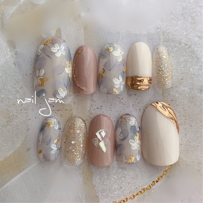 楽天市場】オーダーネイルチップ 淡いブルーのフラワーネイル 〜ネイル