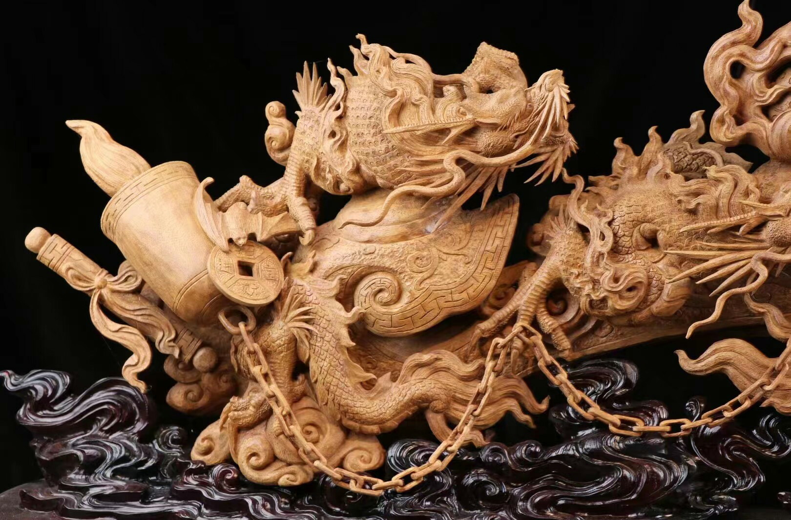 楽天市場】【天然沈香木彫】 木の雕刻品 沈香木 竜（龍）五竜戯珠 如意