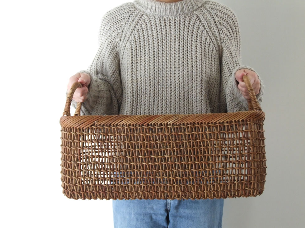 楽天市場】秋田県 あけび蔓細工 あけびかご 書類籠 特上透かし編み こ