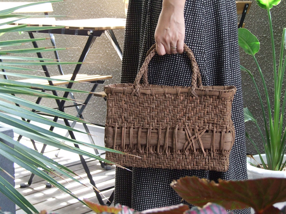 ➀山葡萄 蔓 極上品 1キロ ➁山葡萄 蔓 極上 1キロ ➁山葡萄 蔓