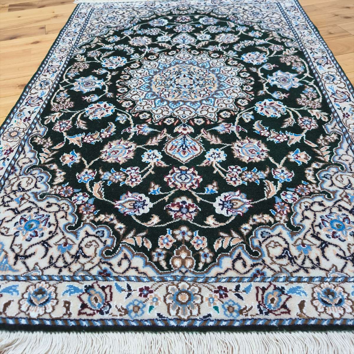 ビンテージイラン手織り絨毯ラホールバルーチ ペルシャ絨毯182