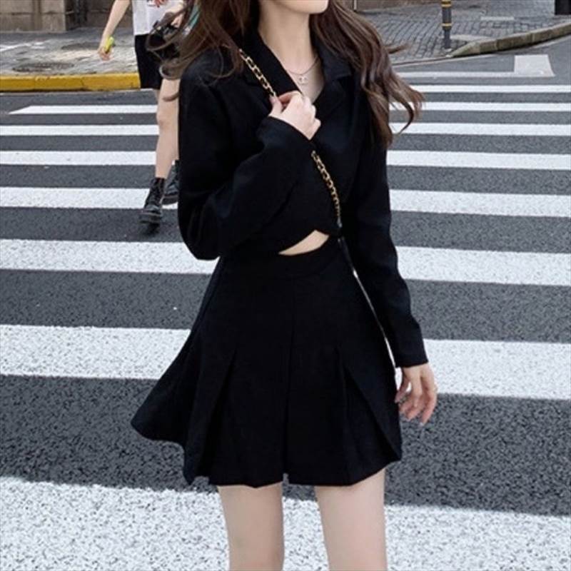 楽天市場】クロップドジャケット＋プリーツスカートセットアップ