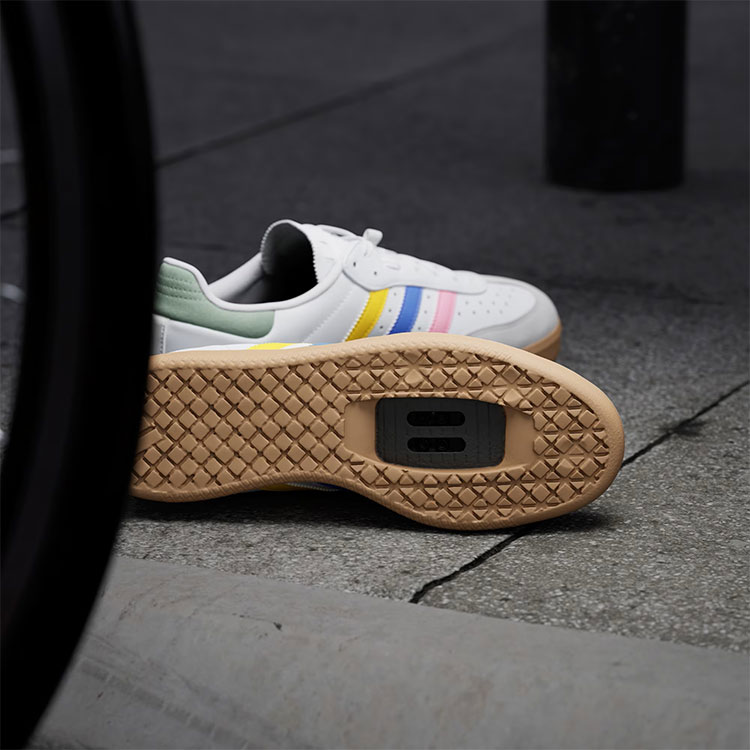 楽天市場】adidas アディダス スニーカー VELO SAMBA Cycling IH5215